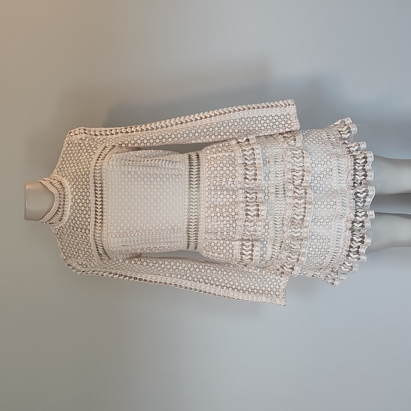 Romeo & Juliet Couture Dresses & Skirts - Romeo Juliet Couture beige crochet dress-L